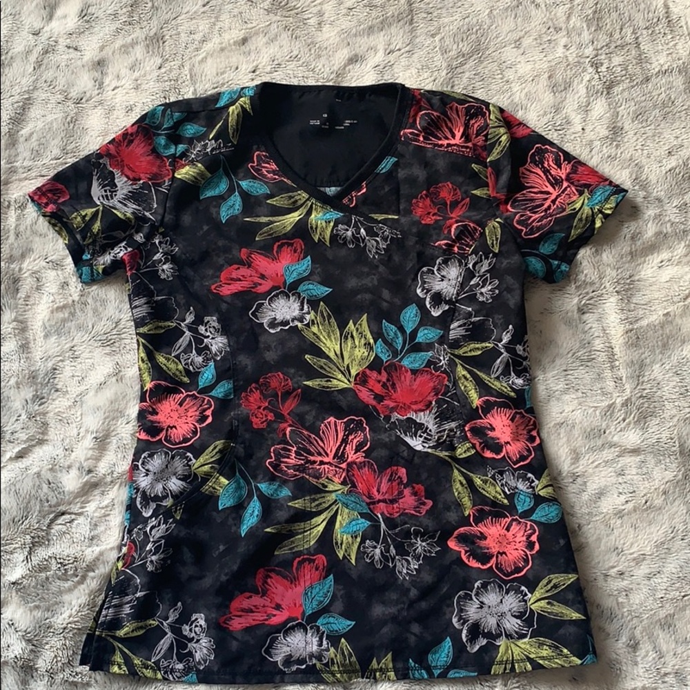 Floral scrub top